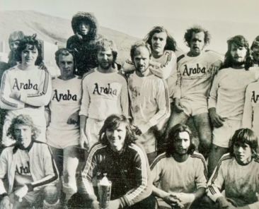 1975
